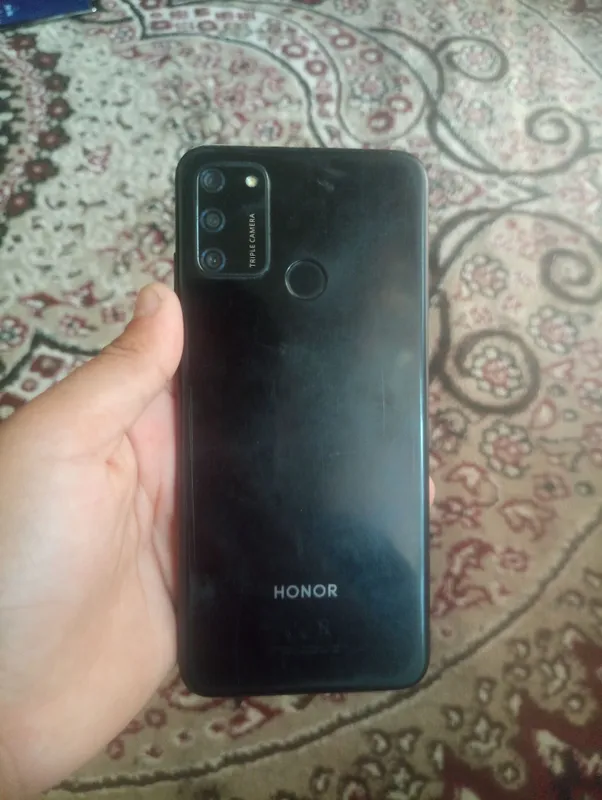 HONOR MOA-LX9N