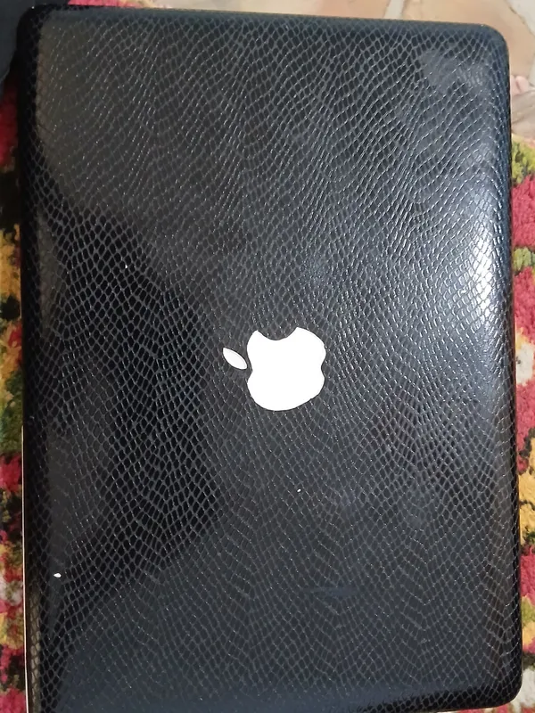 MacBook 5 MacBook 5