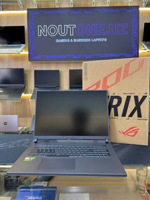 ROG STRIX G18 Ryzen 9 8940HX RTX5050 16/1TB 18.0 2