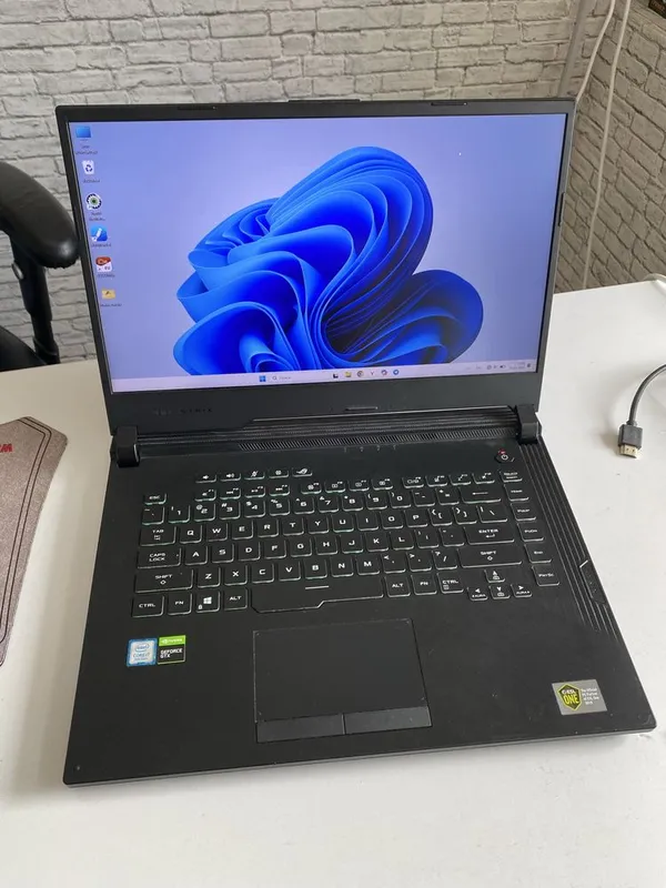 Продаю свой ноутбук Asus rog g531gt intel core i7