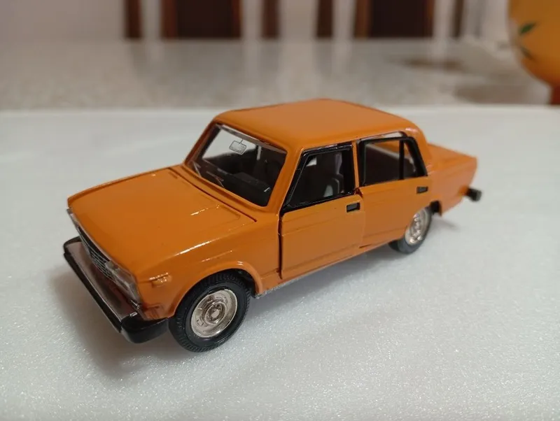 Продам модели автомобилей производства СССР мастаба 1.43 5 Продам модели автомобилей производства СССР мастаба 1.43 5