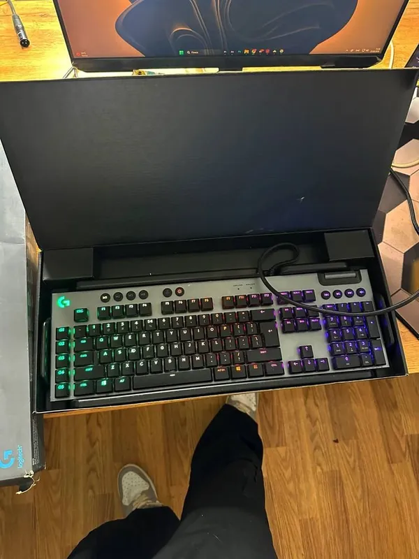 Клавиатура Logitech G815 3 Клавиатура Logitech G815 3