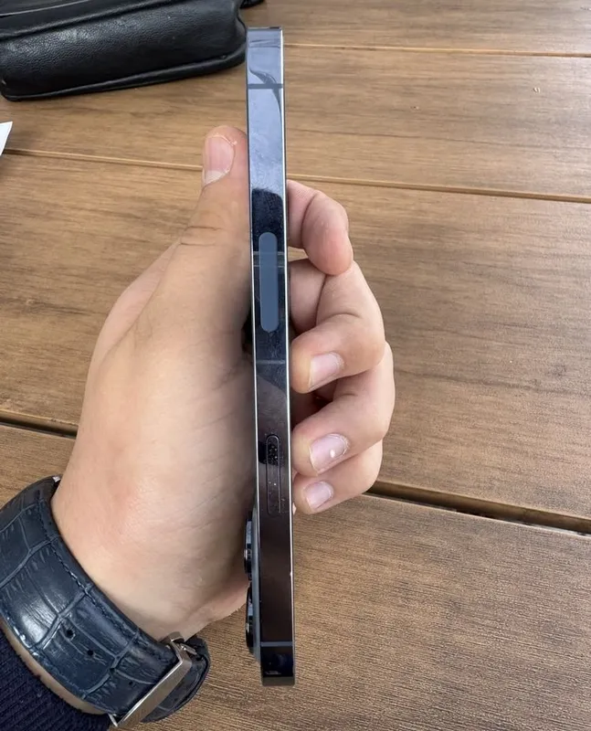 Продаётся iPhone 13 Pro 3 Продаётся iPhone 13 Pro 3