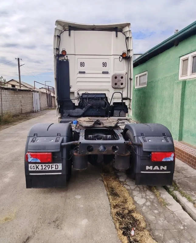 Uz MAN TGA sotiladi Euro 4 mator narhi 22000 $ 2 Uz MAN TGA sotiladi Euro 4 mator narhi 22000 $ 2
