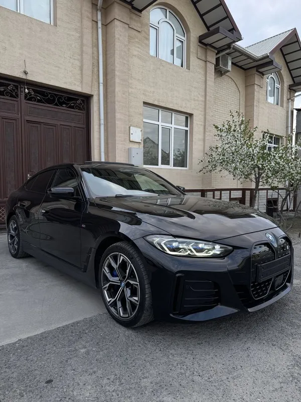 BMW i4 40L M-Sport