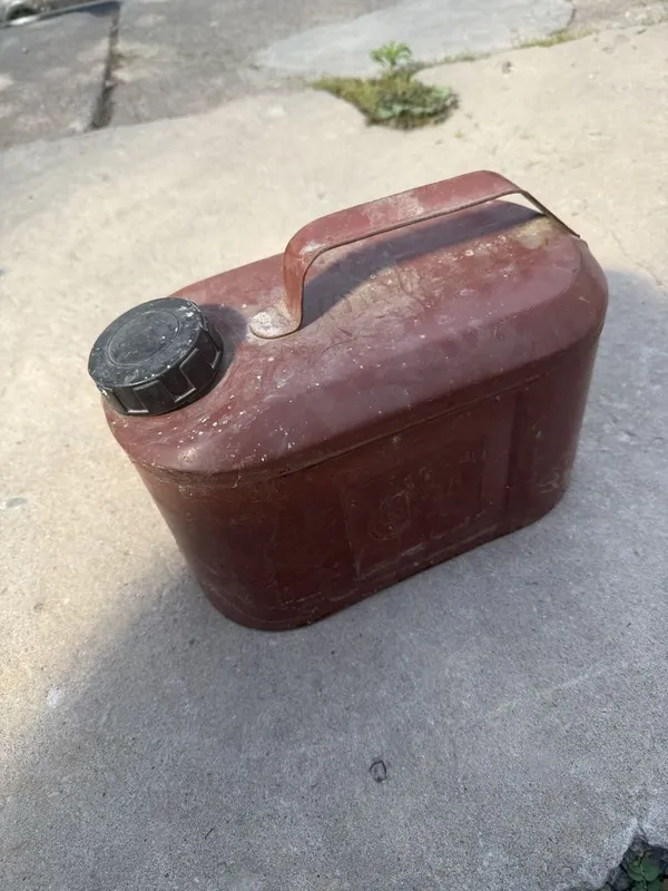 Канистра железная — фото 1