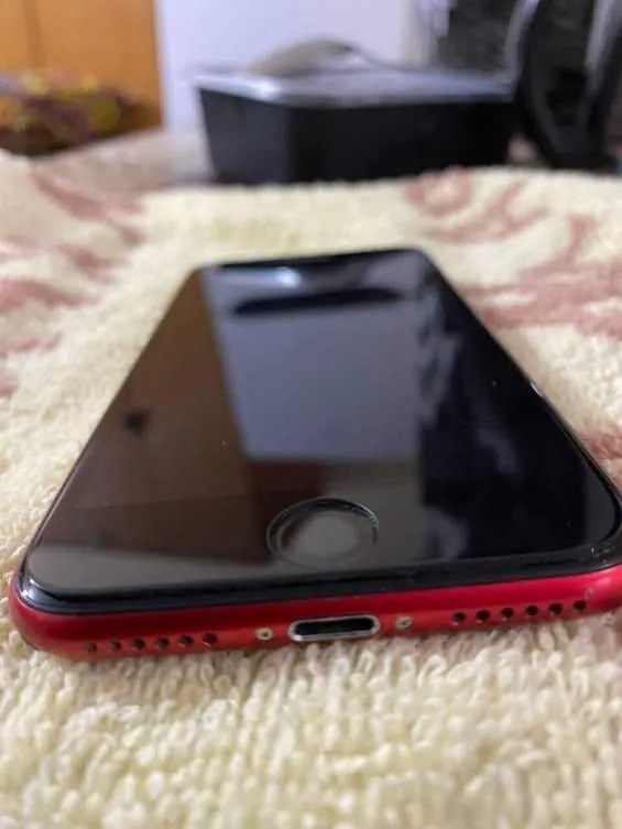 Iphone 8 sotiladi — фото 1