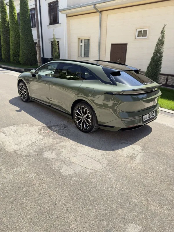 Продается Zeekr 007 gt. 100kw 3 Продается Zeekr 007 gt. 100kw 3