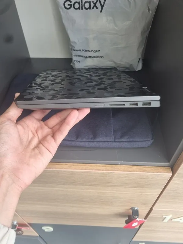 Noutbook Lenovo touch id — фото 3