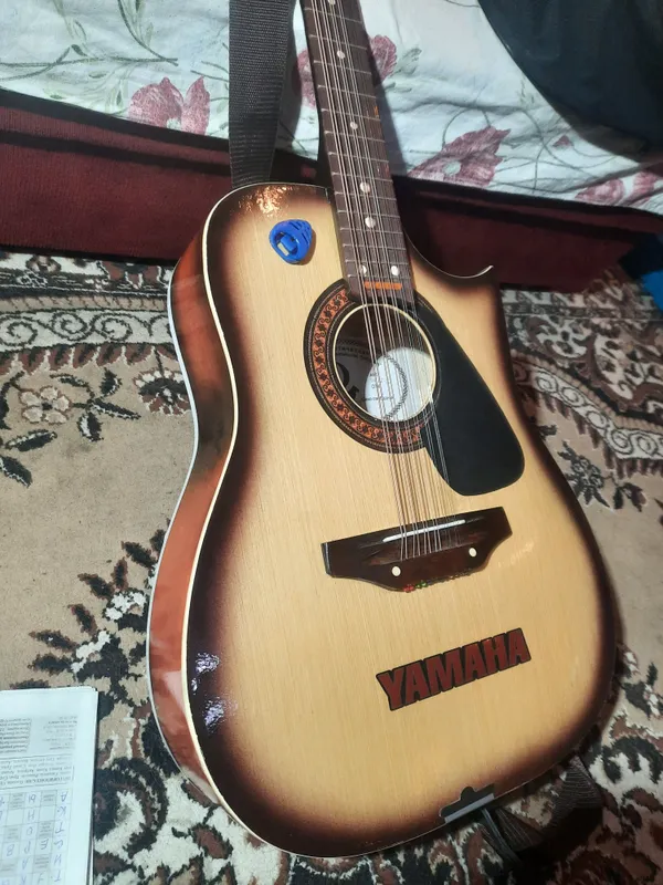 гитара Yamaha 12 струнка, 6 ти 2 гитара Yamaha 12 струнка, 6 ти 2