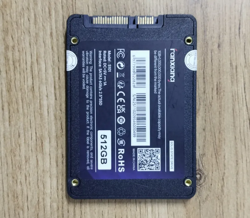 Fanxiang SATA SSD 512 GB 2 Fanxiang SATA SSD 512 GB 2