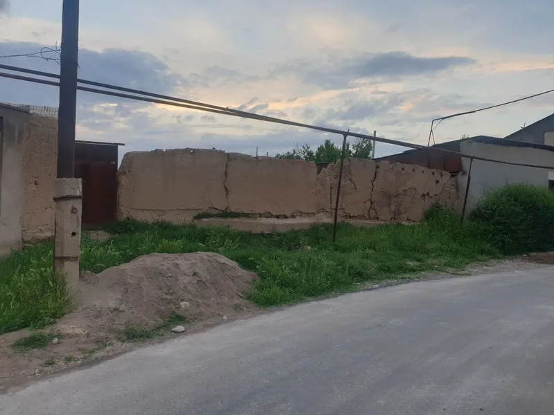 Nazarbek xarakatda 15 sotix quruq yer sotiladi 8 Nazarbek xarakatda 15 sotix quruq yer sotiladi 8