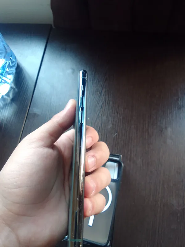 iPhone 11 Pro 2