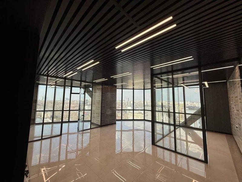 Piramit Tower ofis ijaraga 81m² |Tayyor remont | Parkovka bor | Markaz — фото 1 Piramit Tower ofis ijaraga 81m² |Tayyor remont | Parkovka bor | Markaz — фото 1