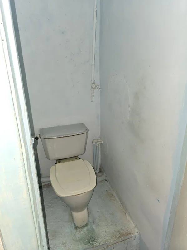 Sirdaryo tumanida uy sotiladi dom kamaristonda 1