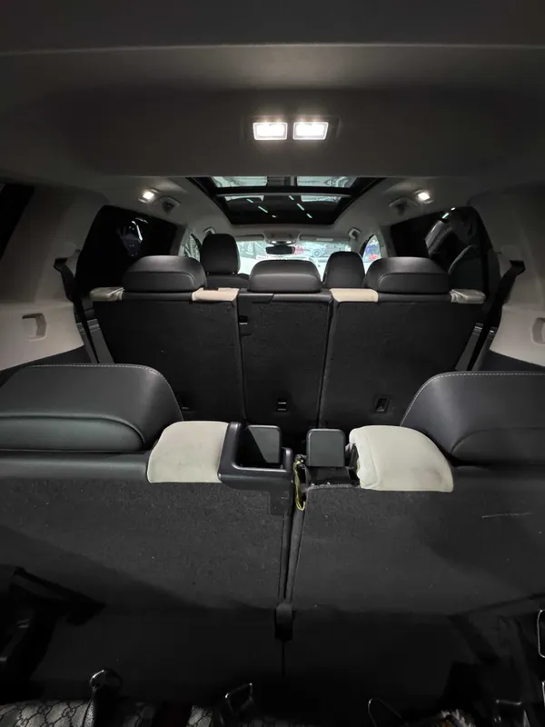 Sotiladi: Volkswagen ID.6 Pure+ 4
