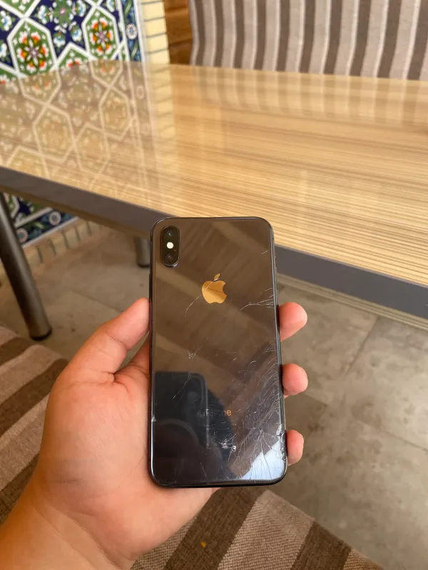 Iphone xs narxi 1000mln