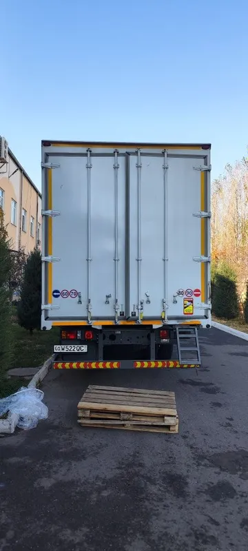 HOWO Sinotreuk 9 metrli 2 HOWO Sinotreuk 9 metrli 2