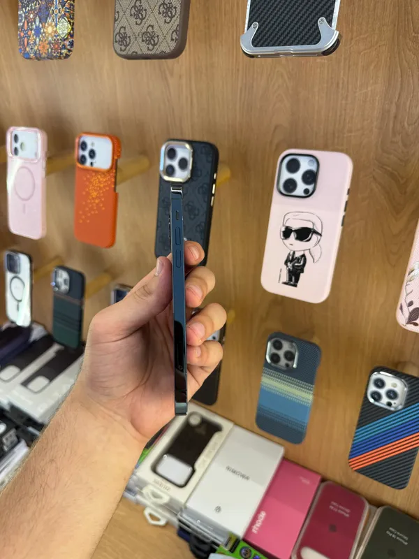 Iphone 12 pro Blue 2