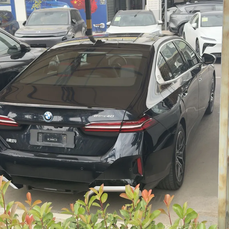 BMW i5 edrive40 full — фото 3