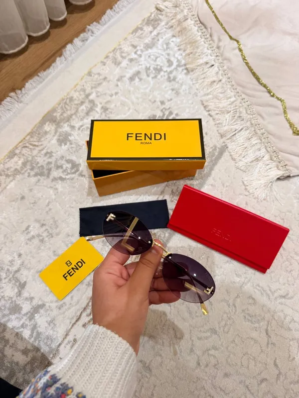 Очки Ray-Ban, Cartier, Gucci, Fendi 3