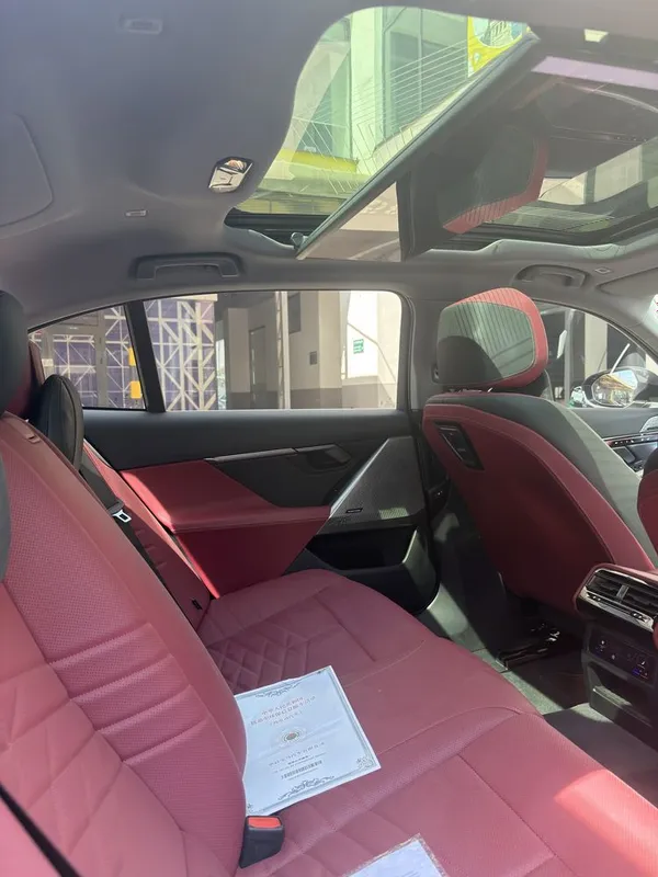 BMW i5 40L M-Sport 2025 yil — фото 7