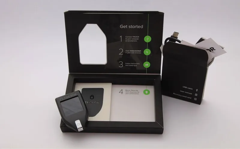 Продам Trezor Model T