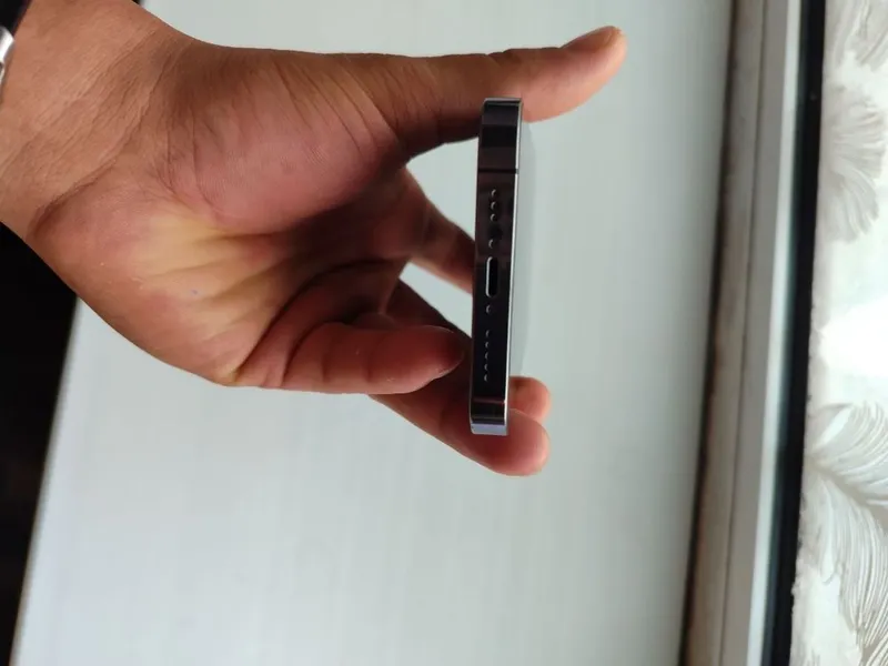 Iphone 14 pro kafolati bilan 4 Iphone 14 pro kafolati bilan 4