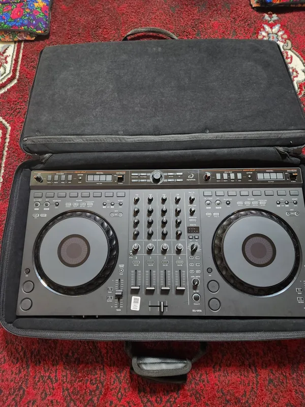 Pioneer DDJ GRV6 1 Pioneer DDJ GRV6 1
