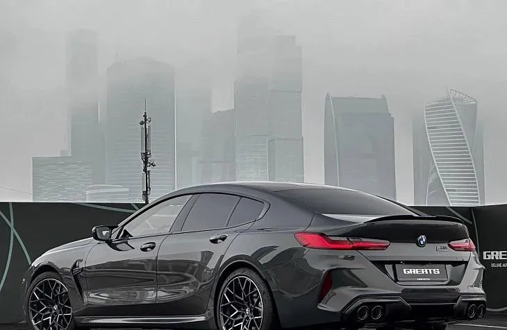BMW M8 Competition 2025 4