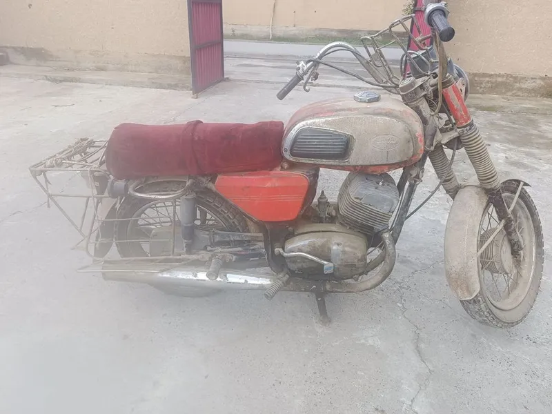 Jawa mototsikli1982