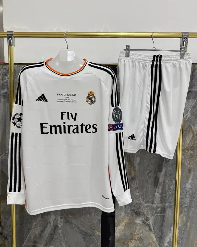 Real Madrid muxlislari uchun yengi uzun forma