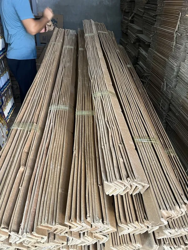 Уголок 5500 сум оптом — фото 5