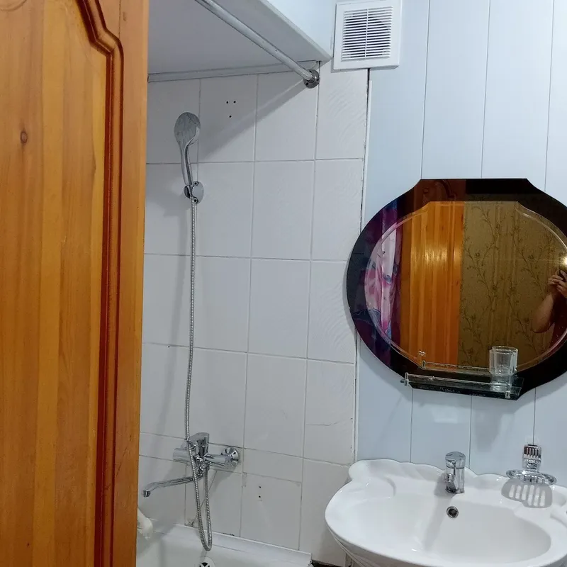 Қаршида 2 хонали квартира ижарага берилади, мебель ва техника билан — фото 7