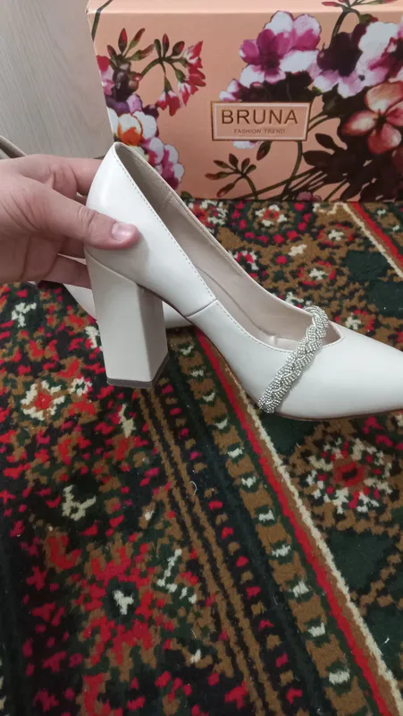 BRUNA fashion