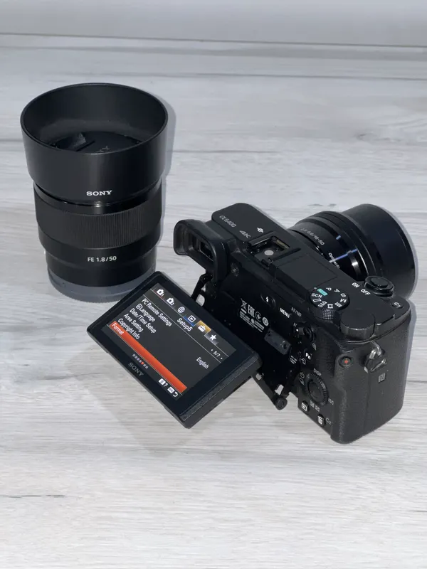 Sony a6400 4K fotoapparati + Sony FE 50mm f/1.8. 3 Sony a6400 4K fotoapparati + Sony FE 50mm f/1.8. 3