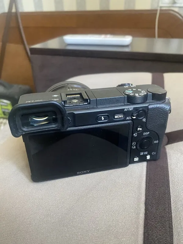 Soniy fotoparat sotiladi xolat ideal 50$ 1 Soniy fotoparat sotiladi xolat ideal 50$ 1