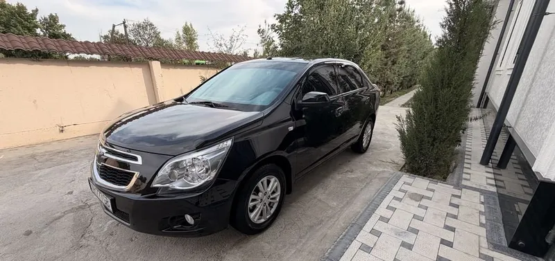 Автомобиль Cobalt, 4-я позиция 2 Автомобиль Cobalt, 4-я позиция 2
