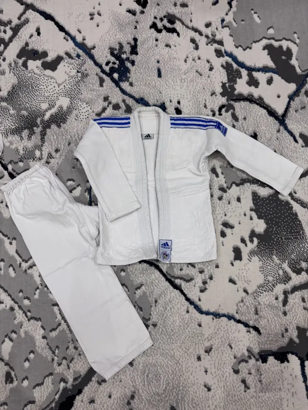 Продам Кимано для JUDO Продам Кимано для JUDO