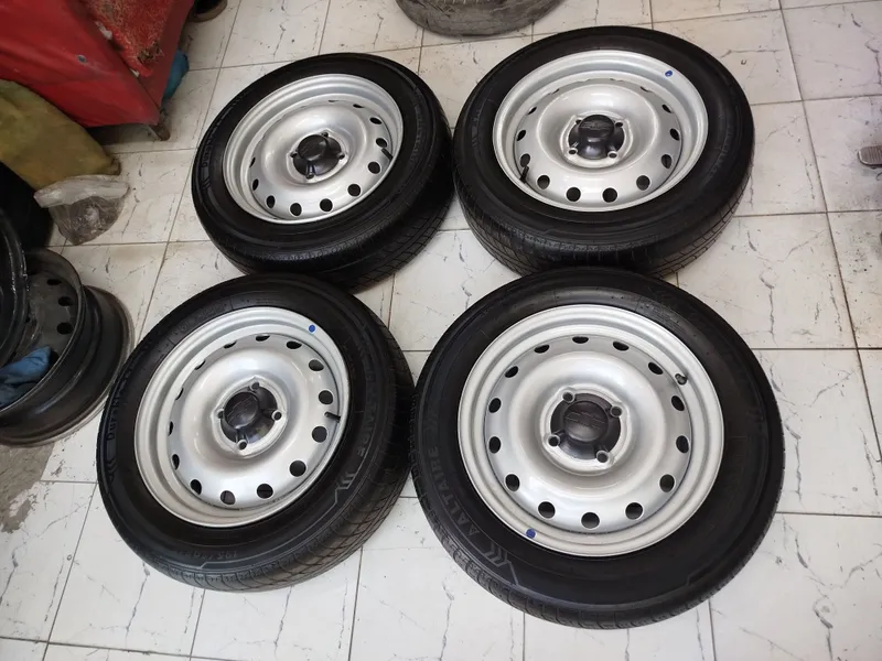 Gentra/Jentra R15 stalnoy seriy diska balon sotiladi 1 Gentra/Jentra R15 stalnoy seriy diska balon sotiladi 1