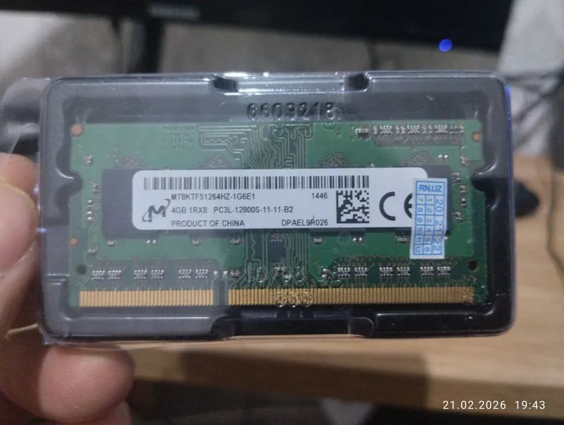 Monitor 27 lik, DDR 3 Operativ xotira sotiladi