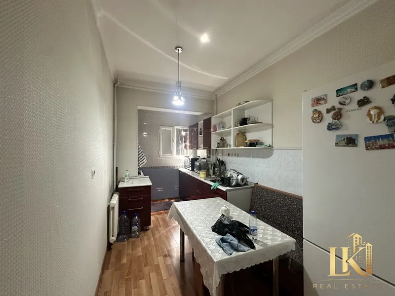 Продаётся просторная 4-комнатная квартира в кирпичном доме, 110 м² 4