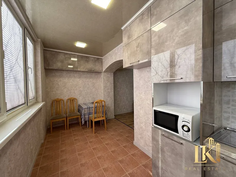 3 xonali kvartira sotiladi (77 seriya), 3/4, 78 m² — Mirzo-Ulug‘bek tumani 3 3 xonali kvartira sotiladi (77 seriya), 3/4, 78 m² — Mirzo-Ulug‘bek tumani 3