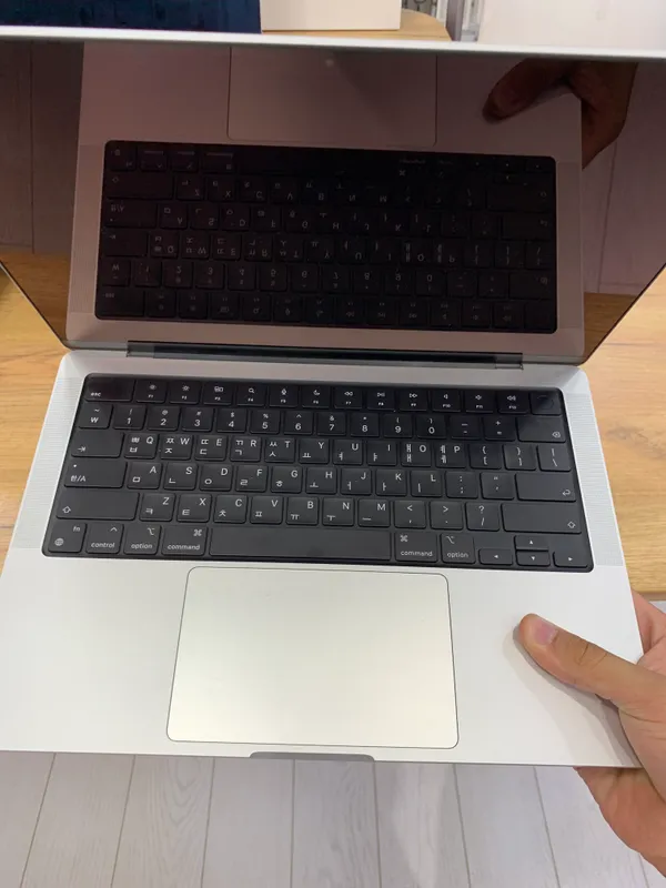 Macbook Pro M1 pro 5 Macbook Pro M1 pro 5