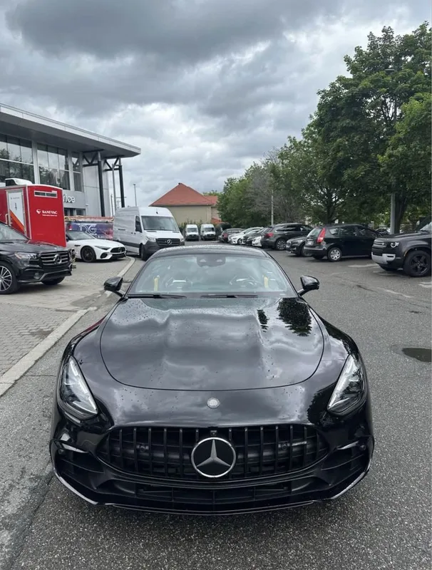 Mercedes Benz Amg GT 43 2026 1