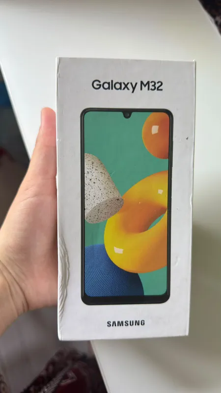 Samsung M 32 4