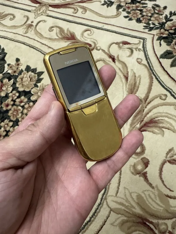 Nokia 8800 classic сотилади