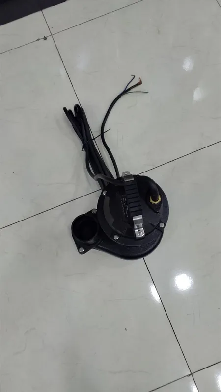 Quyosh paneli bilan ishlaydigan nasos 2.2kW DC 2 Quyosh paneli bilan ishlaydigan nasos 2.2kW DC 2