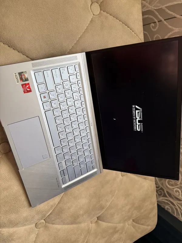 Ноутбук ASUS Zenbook — фото 2