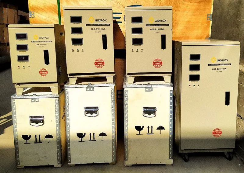 СТАБИЛИЗАТОР  GDC-500VA(110-250V) 1